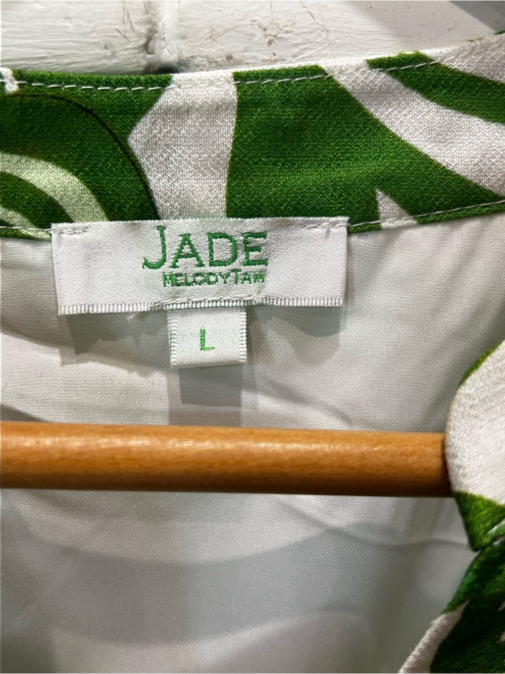 Jade Melody Tam Green Floral Tie-Waist Mini Dress Lightweight V-Neck - Picture 2 of 5
